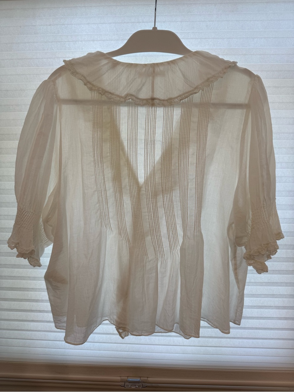 Doen Sheer Ruffle-Trim Ivory Blouse - Picture 3 of 5